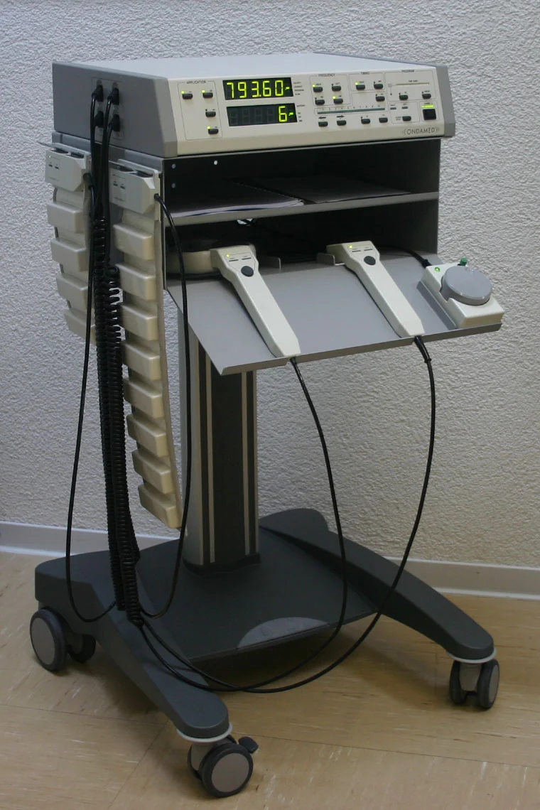 Actual ONDAMED biofeedback and focused pulsed electromagnetic field therapy unit